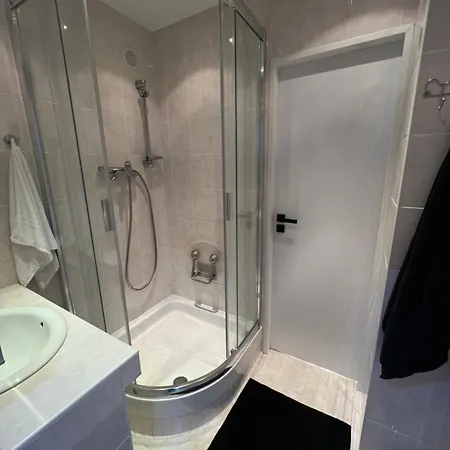 Apartman Utulny Prostorny Tichy V Blizkosti Centra